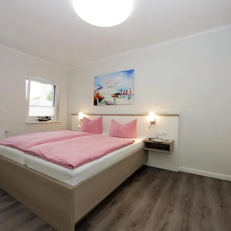 Brise Haus Maxim App 01 *